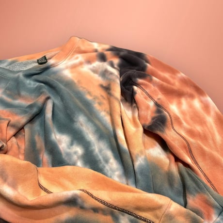 [USED] TIE-DYE SWAET