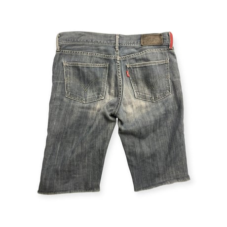 [USED] Levi's LOW RISE SLIM SHORTS 🌺🖤（w３0)