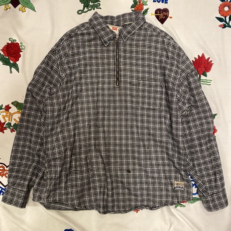 [USED] Levi's HALF ZIP SHIRT！