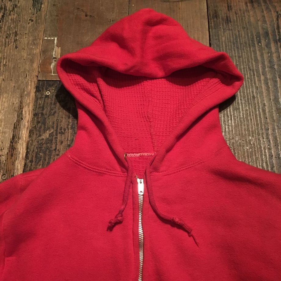 5a1693acc8f22c6a4e004b39