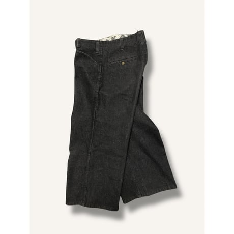 [USED] "BEN DAVIS" GORILLA CUT BLACK DENIM