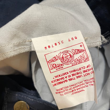 [USED] ”©︎arhartt" ネイビー ダック地Shorts