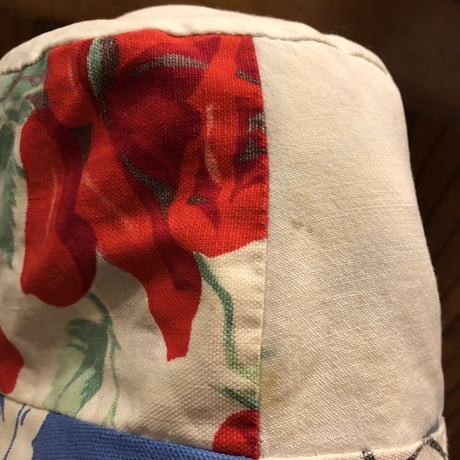[USED] FLOWER REVERSIBLE HAT♡