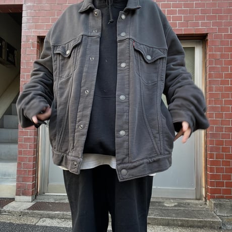 [USED] Levis BLACK SWEAT JKT