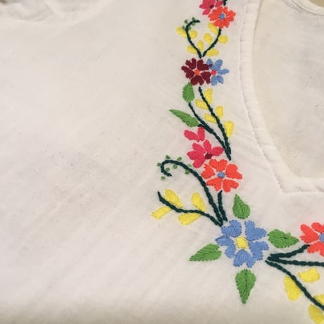 [USED] 花刺繍ベルスリーブチュニック