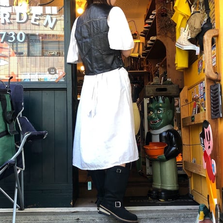 [USED] REAL LEATHERのCOWベスト