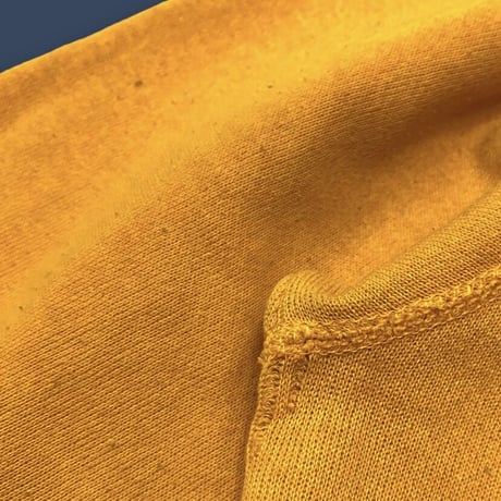 [USED] youth size 🤼 VINTAGE SWEAT