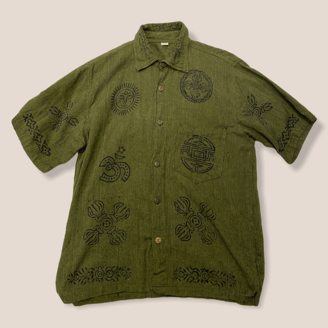 [USED] made in NEPAL カーキシャツ