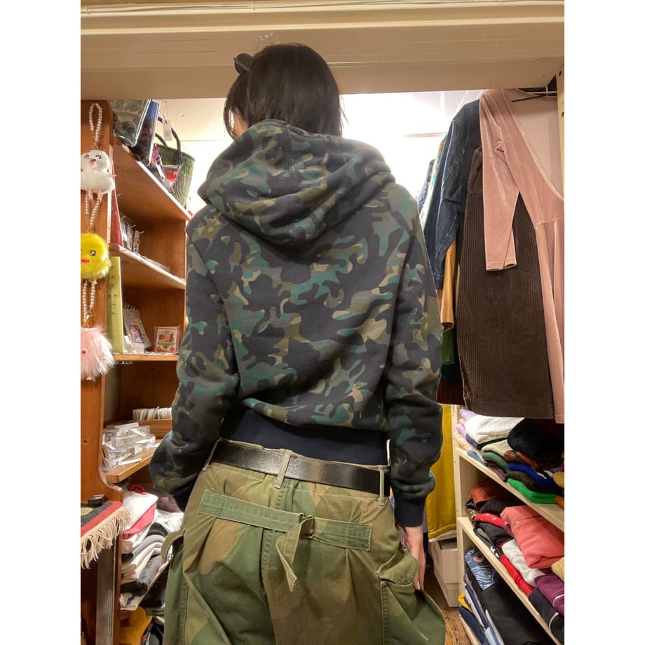6933b580b2c71d4c7b200a54