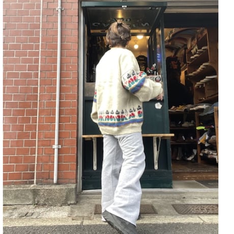 [USED] かわいい小人柄ニット♡