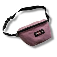 [USED] EASTPAK USA 🩷 ウエストポーチ