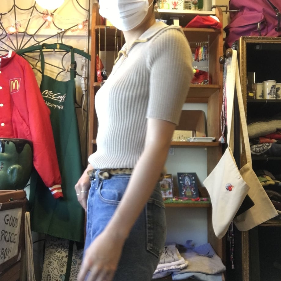 5b0116915f786644c300058f