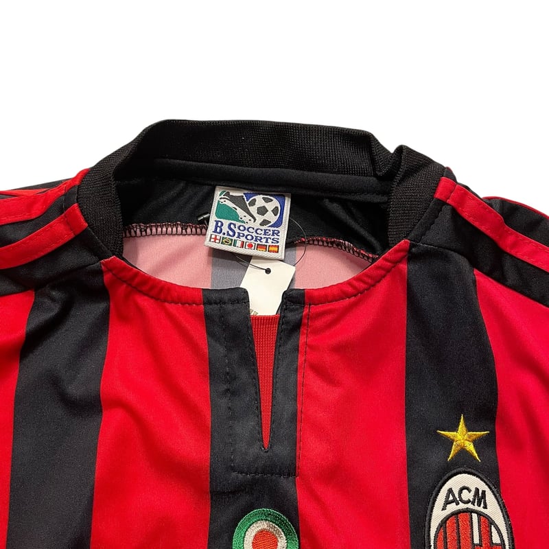 ACミラン ユニフォーム S 黒/赤 ピッチを彩る新たな赤黒、ACミラン2023-24新ユニフォーム発売