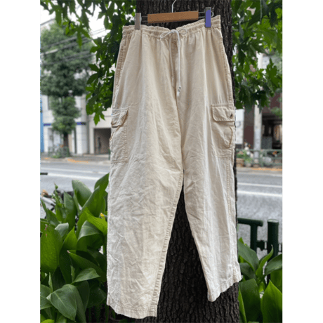[USED]  WHITE CARGO PANTS