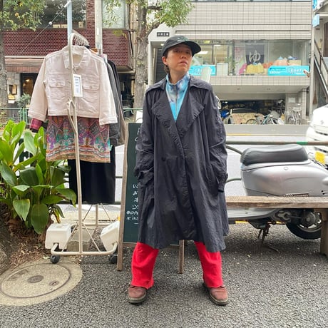 [USED] BLACK NYLON COAT