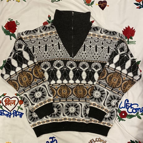 [USED] 総柄ハイネックZIPニット！