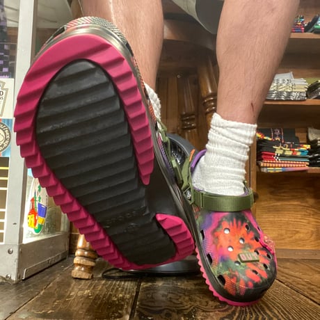 [DEADSTOCK] crocs Classic Hiker Peace Out