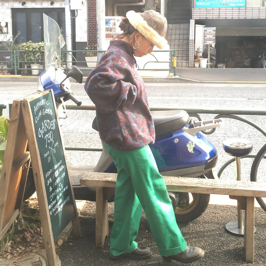 5c230ae1c3976c195ceed7e2