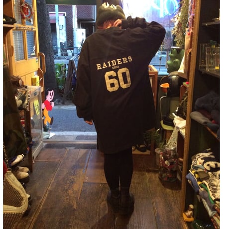 [USED] RAIDERS BIG BIG FOOTBALL Tee