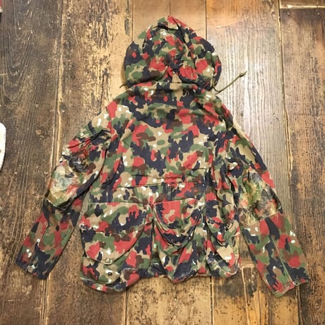 [USED] vintage Switzerland マウンテン CAMO JKT