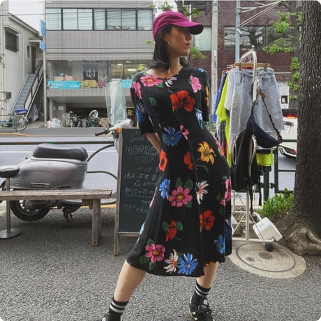 [USED]花柄BLACKボタンガウンワンピース