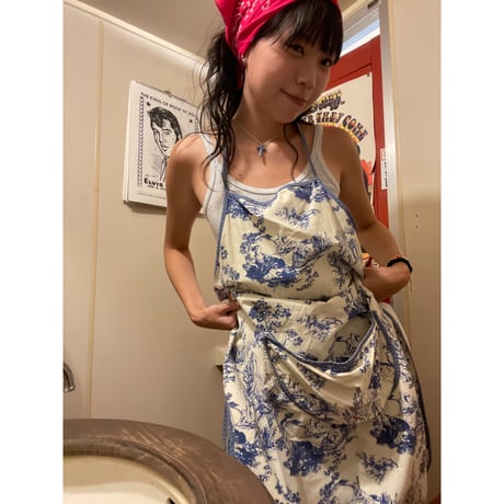 [USED] Picnic🧺ブルーのプリントエプロン