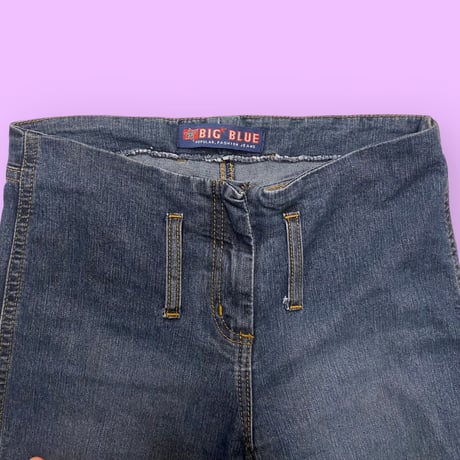 [USED] ストレッチデニムのフレアパンツ