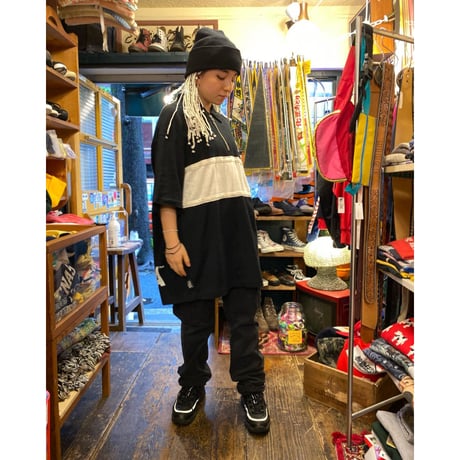 [USED] 90's BESCHWA👽 HALF ZIP sweat