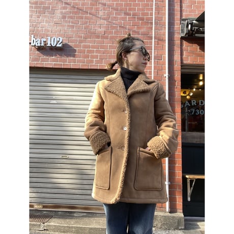 [USED] "DKNY jeans" fake ムートン