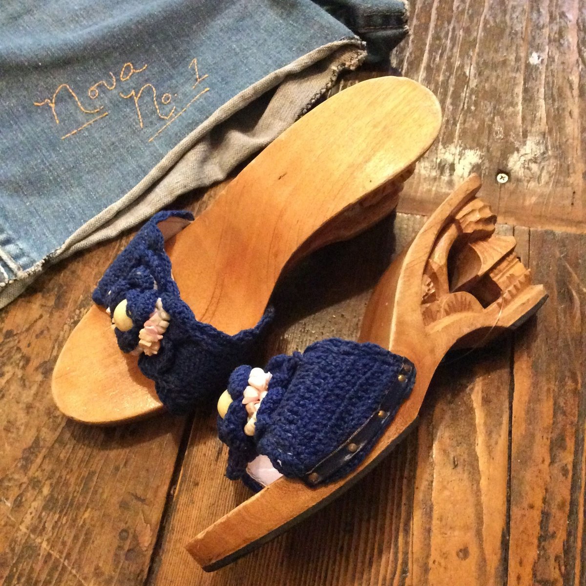 【ViVi掲載】PLATFORM WOOD サンダル USED] VINTAGE 木彫り WOOD サンダル | garden730