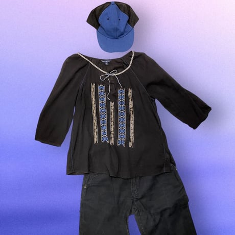 [USED] BLACKクロシェットTOPS