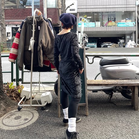 [USED]ベロアBLACKタイトワンピース🖤