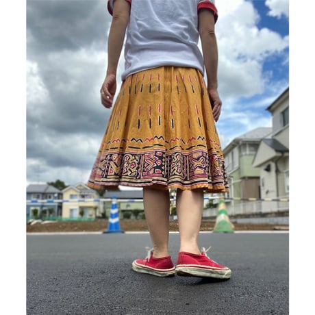 [USED]  ネイティブ柄スカート