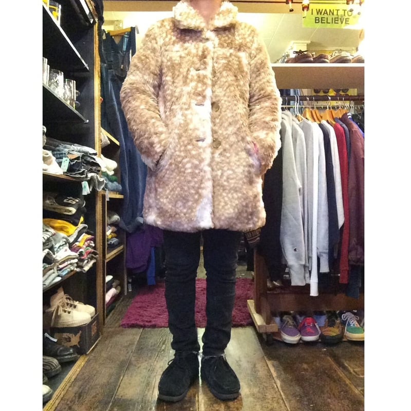 最終値下げ！【バンビ柄ラビットファーコート 】 USED] バンビ柄 フェイクファーコート | garden730