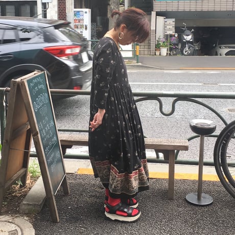 [USED]  花柄レーヨンワンピース