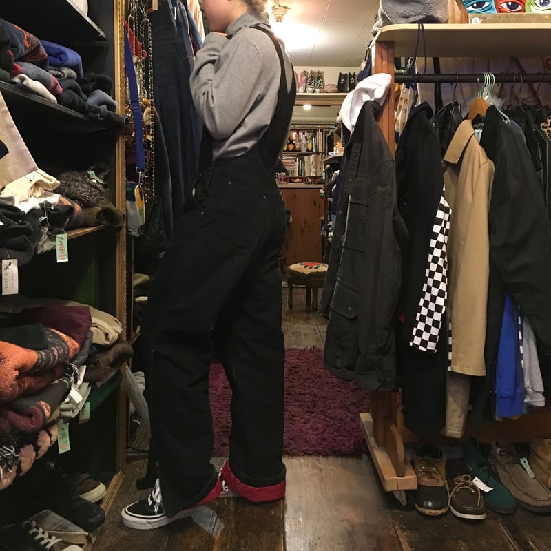 レアデザイン90s古着○カーハート オーバーオール ブラック 裏キルティング 中古・古着通販】CarHartt (カーハート) 裏地キルティング