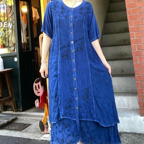 [USED] インディゴブルー刺繍ワンピース