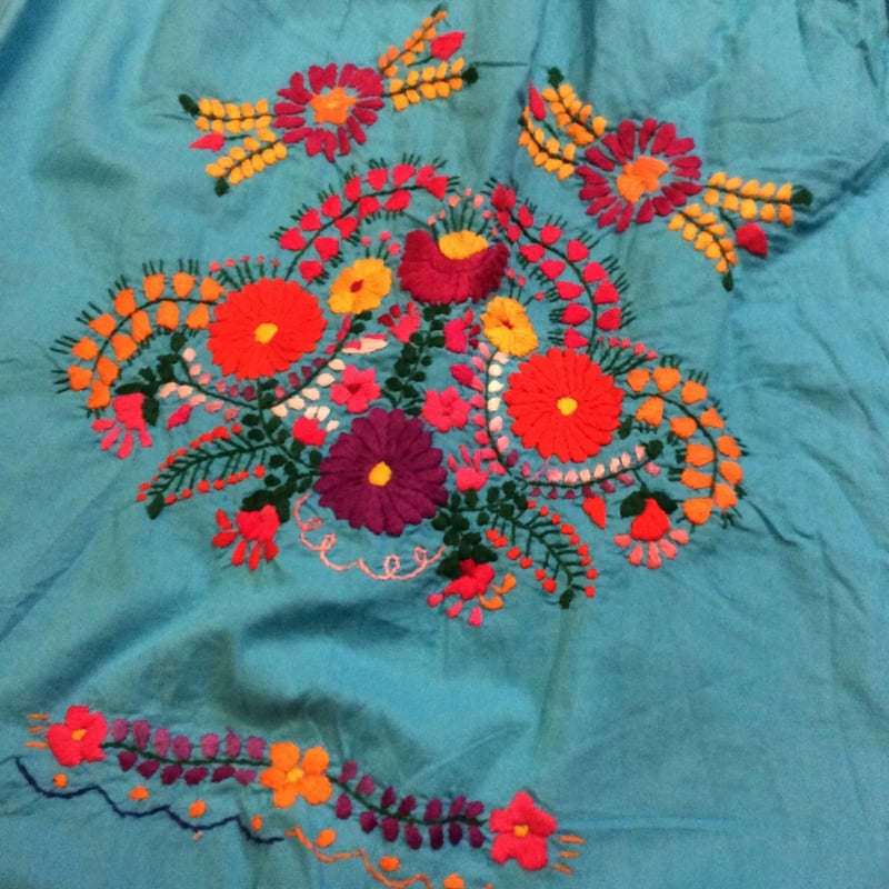 メキシコ刺繍　ワンピース tesoro / メキシコ刺繍ワンピース / ホワイト×カラフル｜テソロ