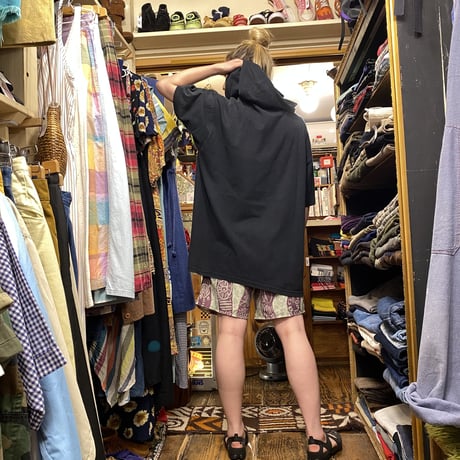 [USED] BLACKプリントフードtee