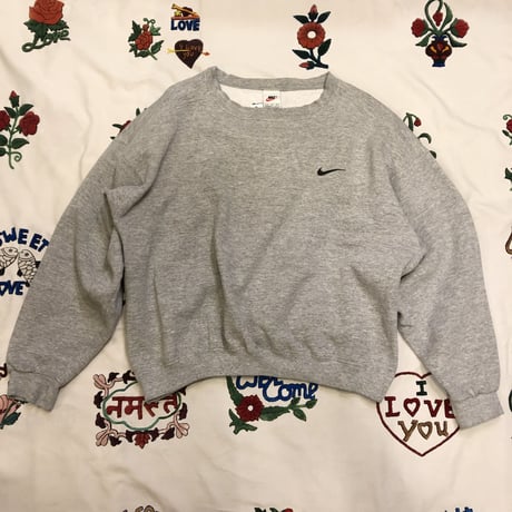 [USED] NIKEワンポイント刺繍SWEAT