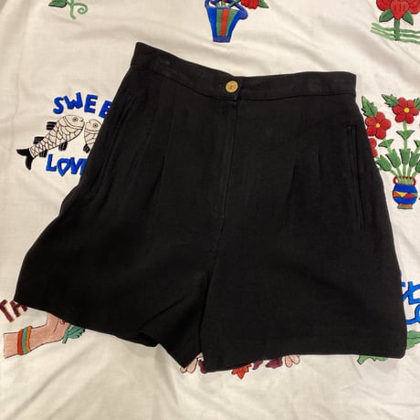 [USED] サラサラBLACK SHORTS♡