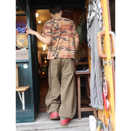 [USED] WIDE KHAKI PANTS  size:33×31