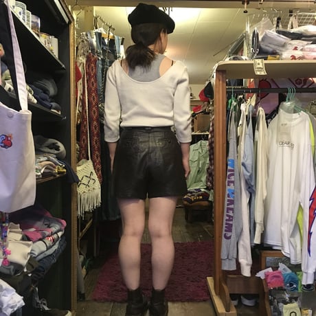 [USED] REALレザータック入りショートパンツ
