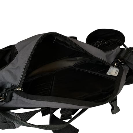 [USED] THE NOHTH FACE BODY BAG