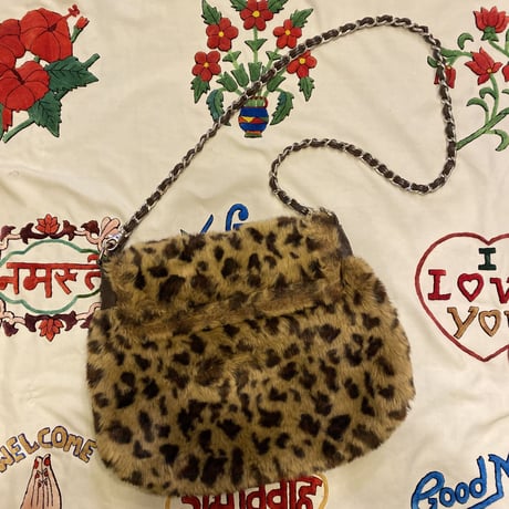 [USED] leopard fur shoulder bag♡