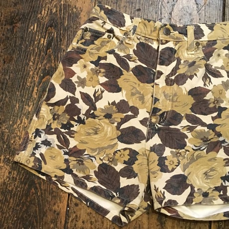 [USED] しぶい花柄 DENIM Shorts