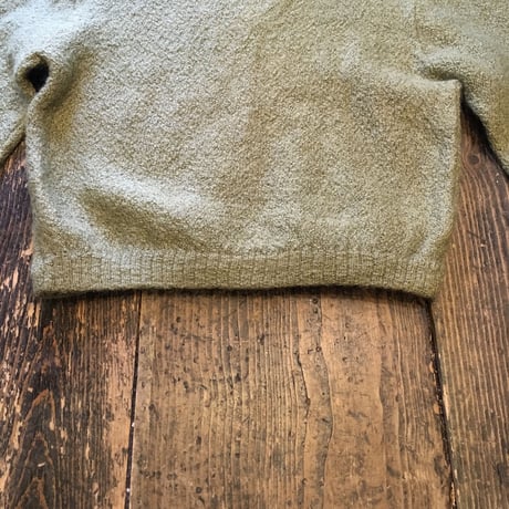 [USED] vintage ちび丈3色Vニット