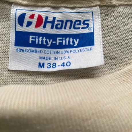 [USED] 80‘s  Hanes プリント Tee 💜