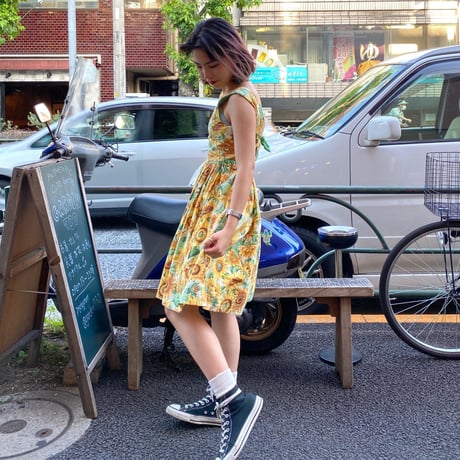 ［USED］背中が可愛い♡ひまわりワンピ