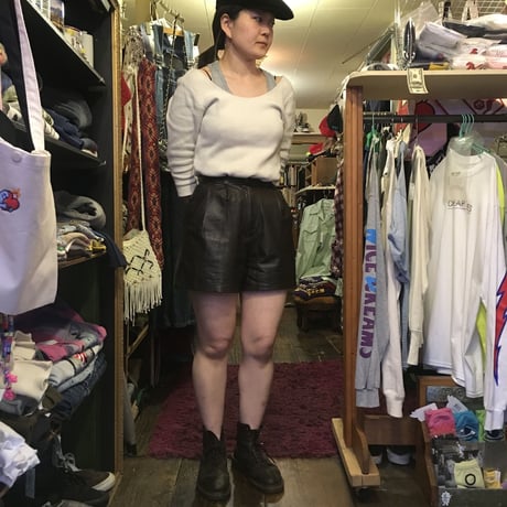 [USED] REALレザータック入りショートパンツ